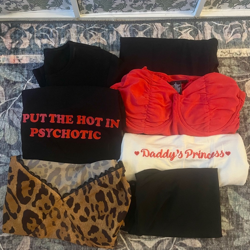 Clothing Lot | 7 women’s tops S/M Bundle